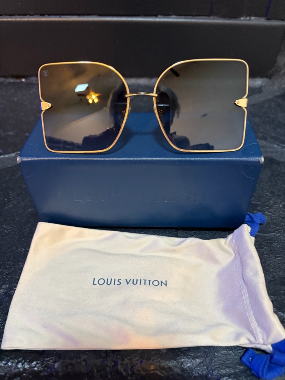 Louis Vuitton Women's Gold Frame Gradient Sunglasses -2020- LE MAGNIFIQ